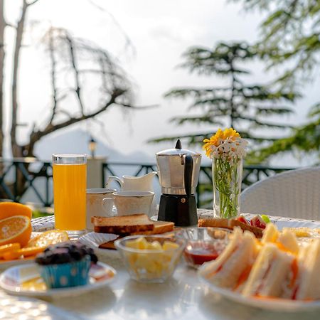 Stayvista Mellow Cottage Scenic View Near Mall Road Mussoorie Dış mekan fotoğraf